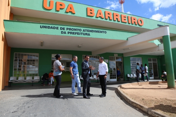 Comissão de Saúde e Saneamento em visita técnica à UPA Barreiro