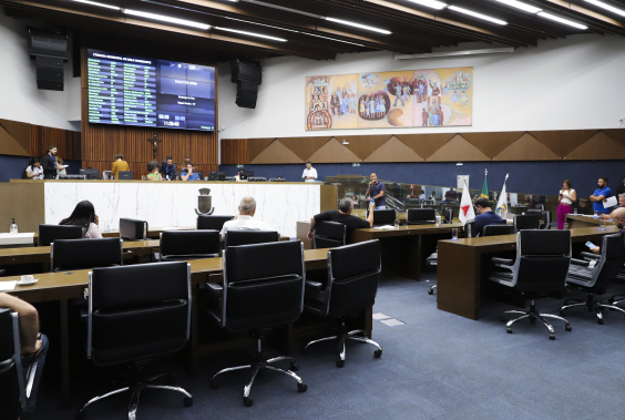 Vereadores no Plenário Amintas de Barros