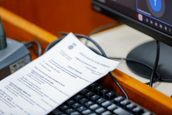 Pauta da Comissão de Legislação e Justiça sobre teclado