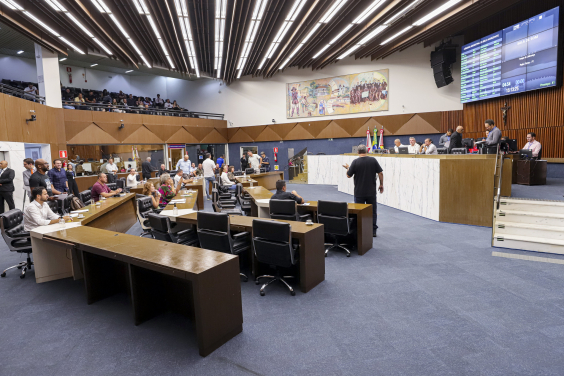 Vereadores no Plenário Amintas de Barros