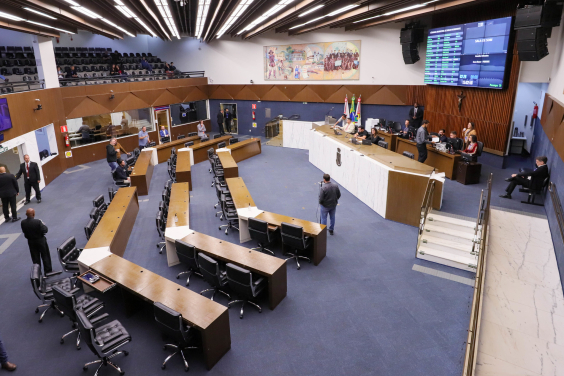 reunião do plenário com os vereadores presentes