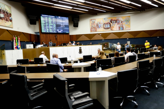 Vereadores no Plenário Amintas de Barros