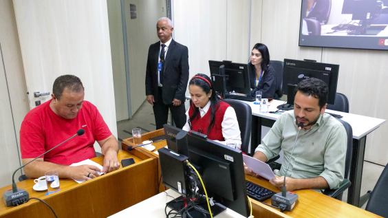 Vereadores reunidos durante CLJ