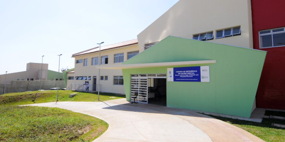 Fachada de Centro de Referência em Saúde Mental de Belo Horizonte