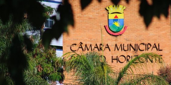 fachada da câmara municipal