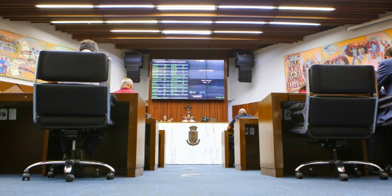 Plenário Amintas de Barros