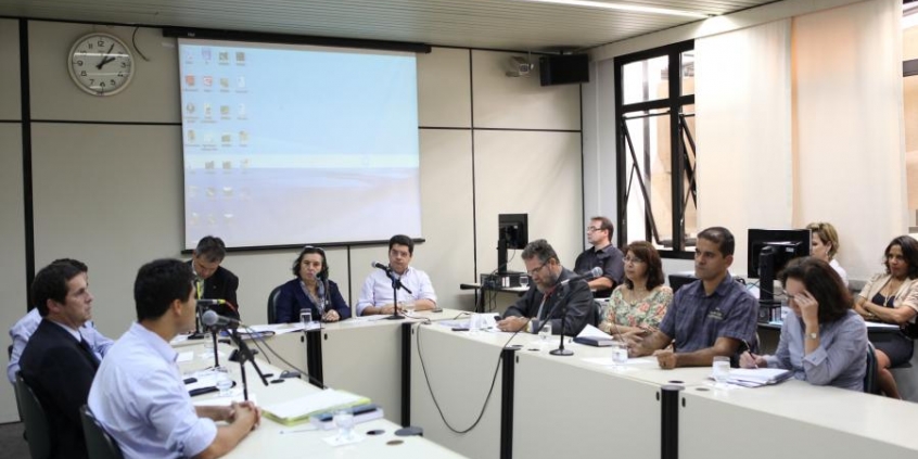 Vereadores debateram soluções para a poluição do córrego Ponte Queimada