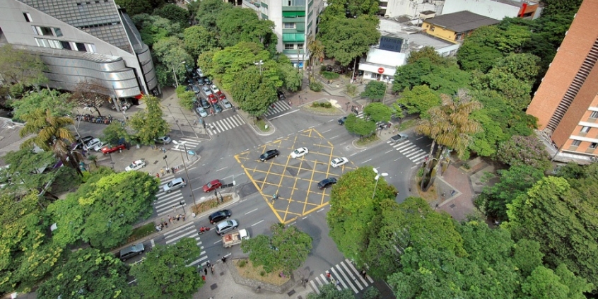 Segurança, fiscalização, quedas nas vendas e oferta de serviços públicos estarão em pauta - Foto: Breno Pataro/Portal PBH