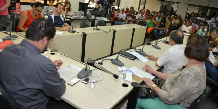 Movimentos populares de habitação cobram mais transparência na aplicação de recursos. Foto: Bernardo Dias/CMBH
