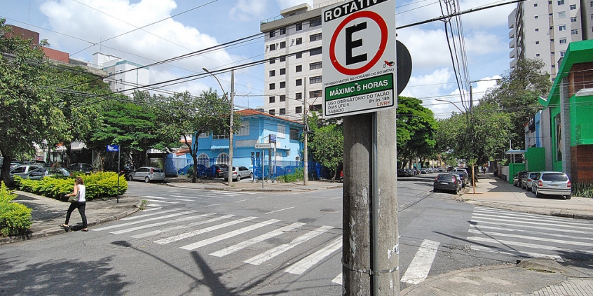 Impactos do estacionamento rotativo nos bairros Floresta e Cidade Nova motiva visita técnica nesta quinta