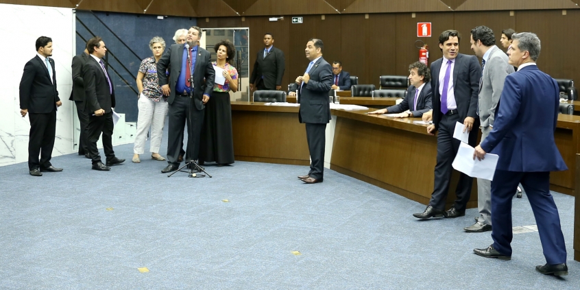Reunião Plenária em 9 de outubro