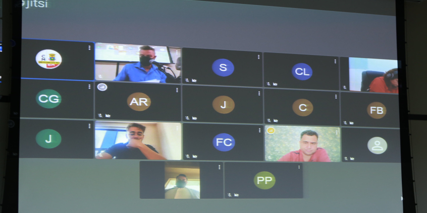 Vereadores Professor Juliano Lopes, Bruno Miranda, Irlan Melo, José Ferreira e Flávia Borja, em oitiva da secretária municipal de Assistência Social, Segurança Alimentar e Cidadania, Maíra da Cunha Pinto Colares, nesta quinta-feira (19/8)