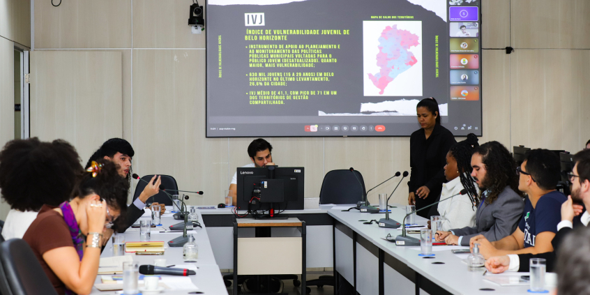 audiência pública com parlamentares, convidados e público presente