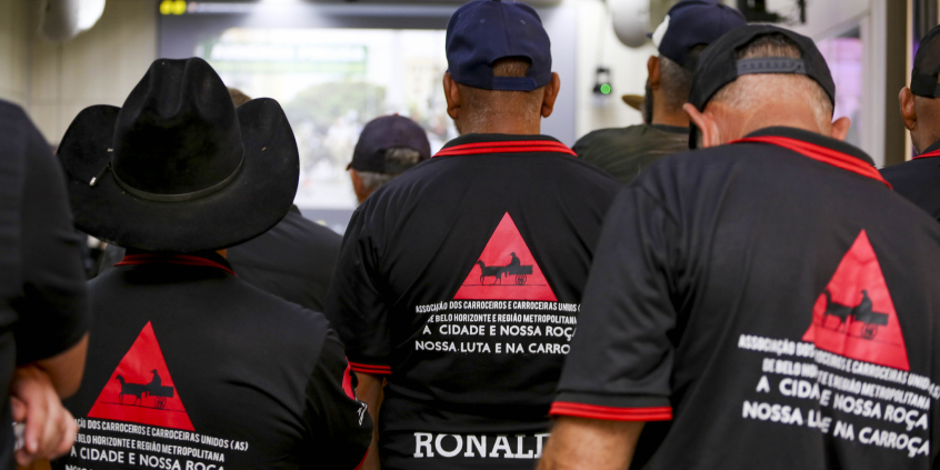 público presente em audiência pública da câmara de bh