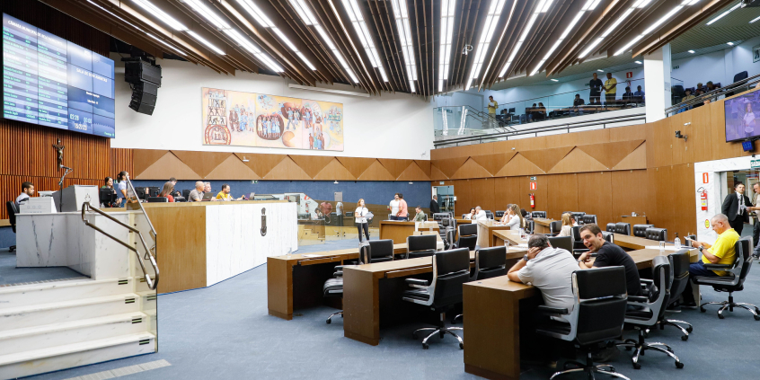 Vereadores no Plenário Amintas de Barros