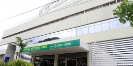 Fachada do Hospital Metropolitano Dr. Célio de Castro, na Regional Barreiro