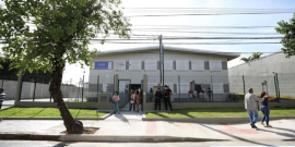 fachada de unidade de saúde da capital