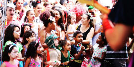 crianças em bloco de carnaval de belo horizonte