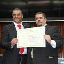 Advogado trabalhista Antonio Fabrício recebe homenagem da CMBH