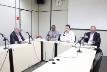 Vereadores Dr. Sandro, Juninho Paim, Professor Wendel e Bispo Fernando na reunião da Comissão de Administração Pública